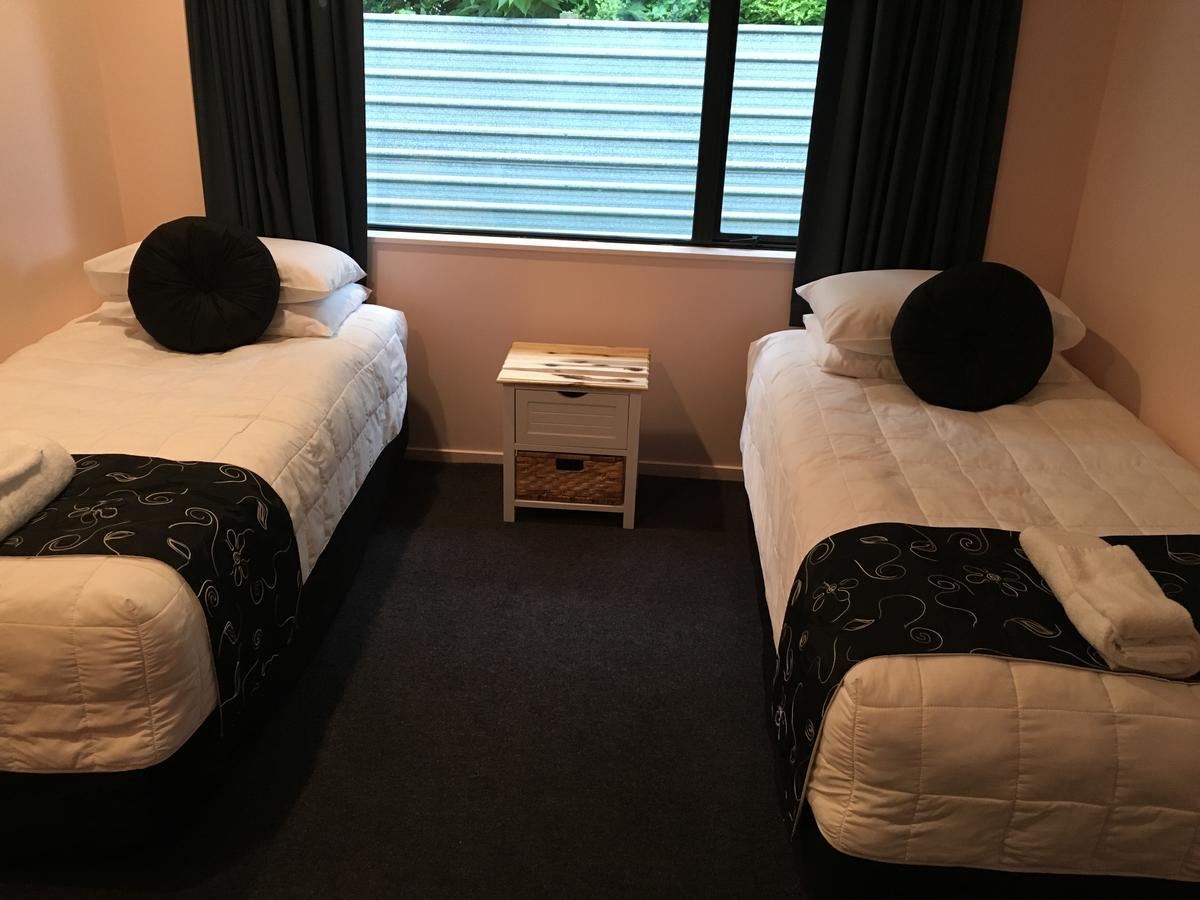 Kiwi Court Motel ฮาเวรา ภายนอก รูปภาพ