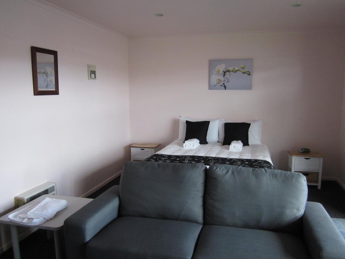 Kiwi Court Motel ฮาเวรา ภายนอก รูปภาพ
