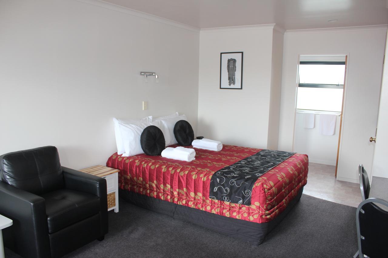 Kiwi Court Motel ฮาเวรา ภายนอก รูปภาพ